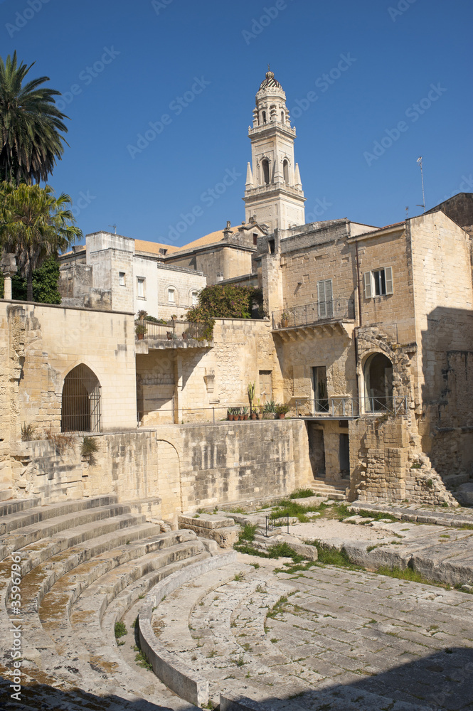 Lecce (Apulia): Roman theatre, ruins