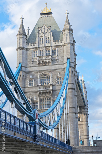tower bridge