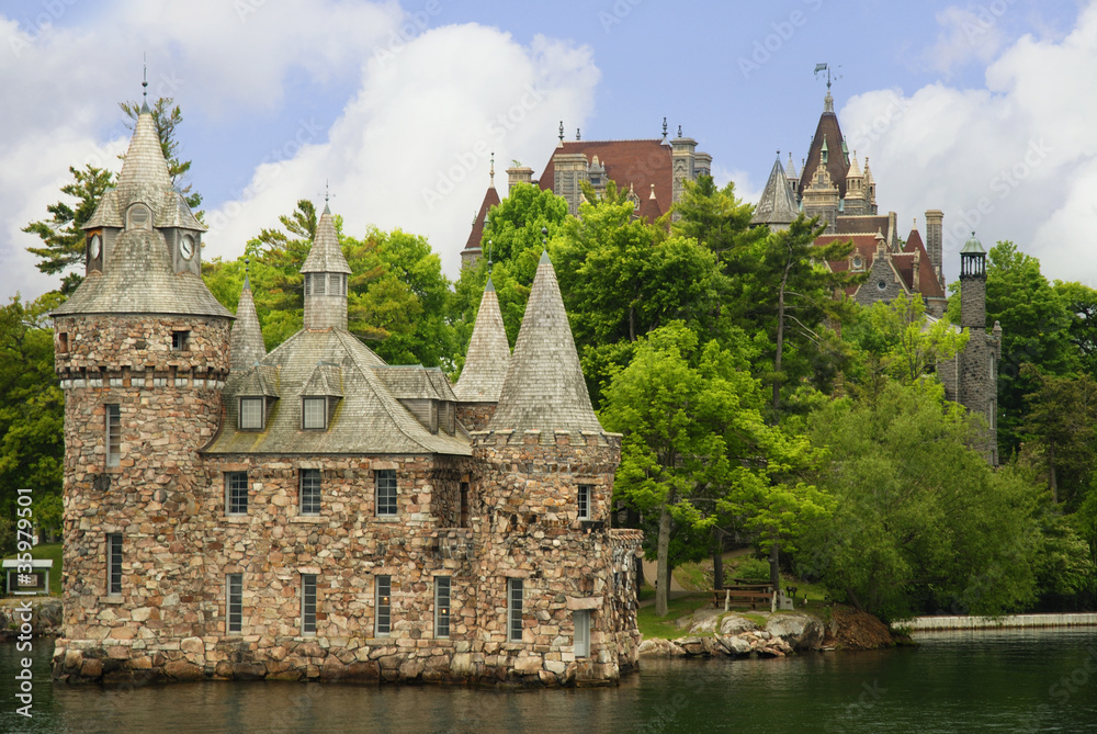 Naklejka premium Boldt Castle 1000 islands St Lawrence River Canada