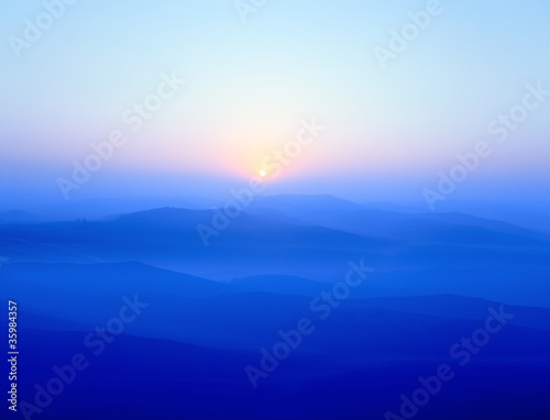 Tela blue ridge mountains