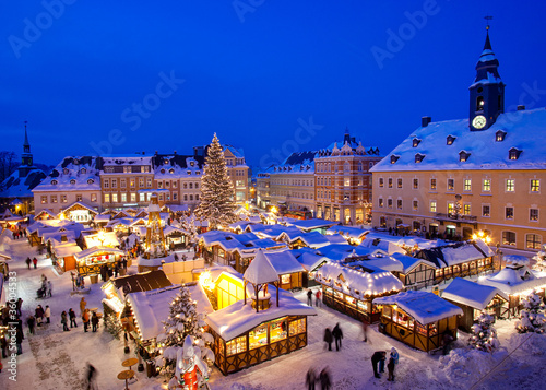 Weihnachten im Erzgebirge, Weihnachtsmarkt in Annaberg-Buchholz photo