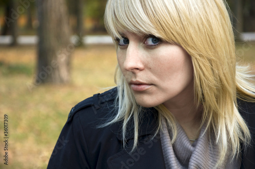 woman in autumn park