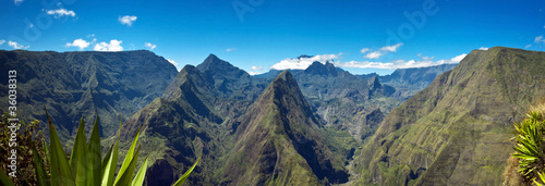 Montagnes du cirque de Mafate - Ile de La Réunion