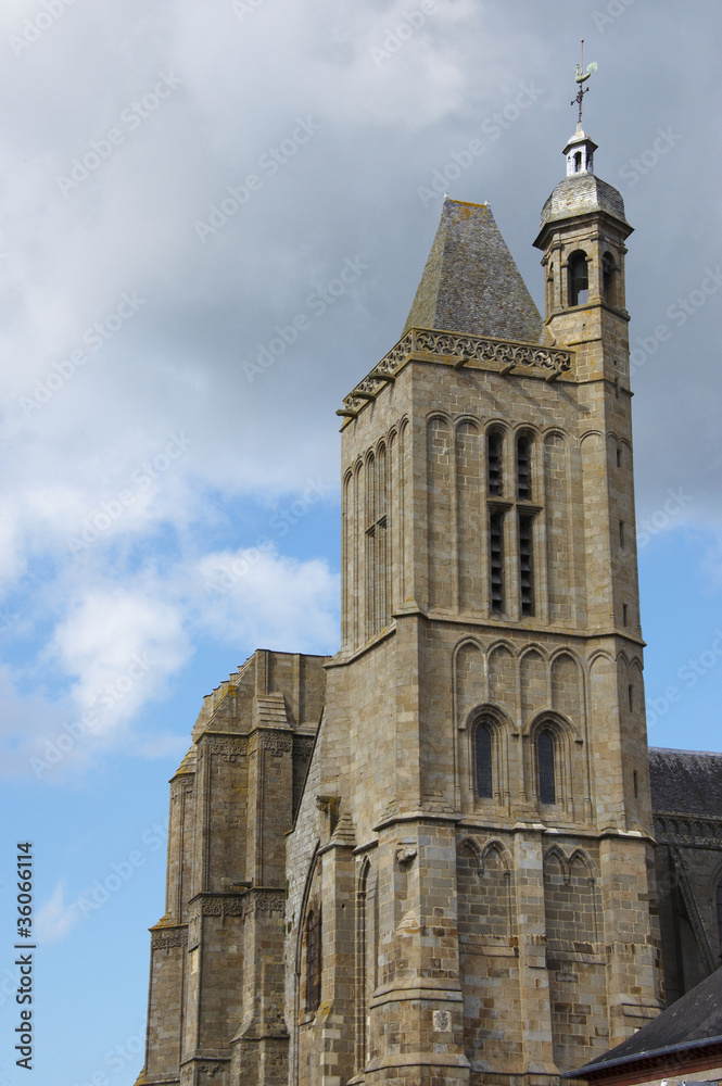 cathédrale de dol de bretagne