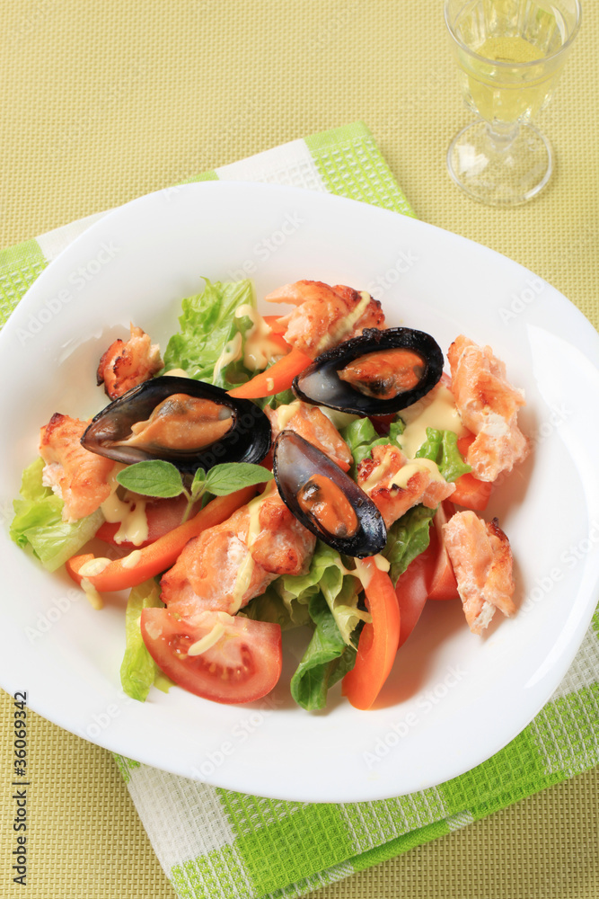 Salmon and mussel salad