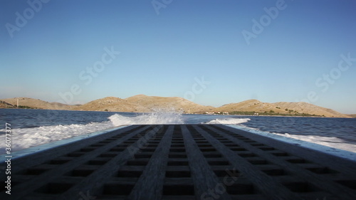Behind the ship on pasarella slow waves with CANON Mkll photo