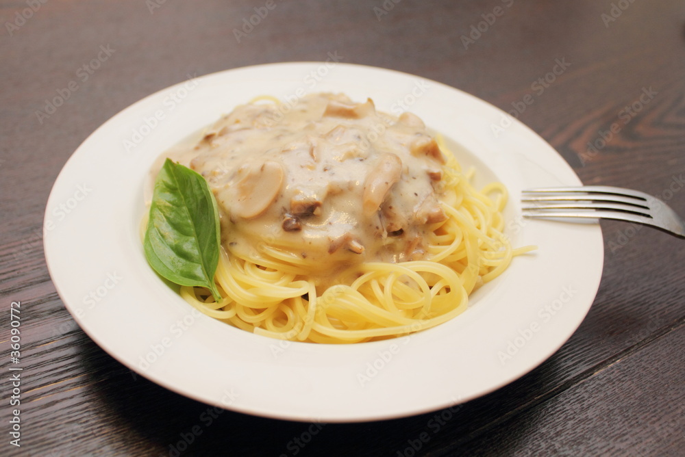 きのこクリームソースのパスタ きのこクリームソースのパスタ