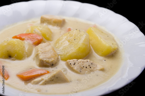Chicken-based white stew 1