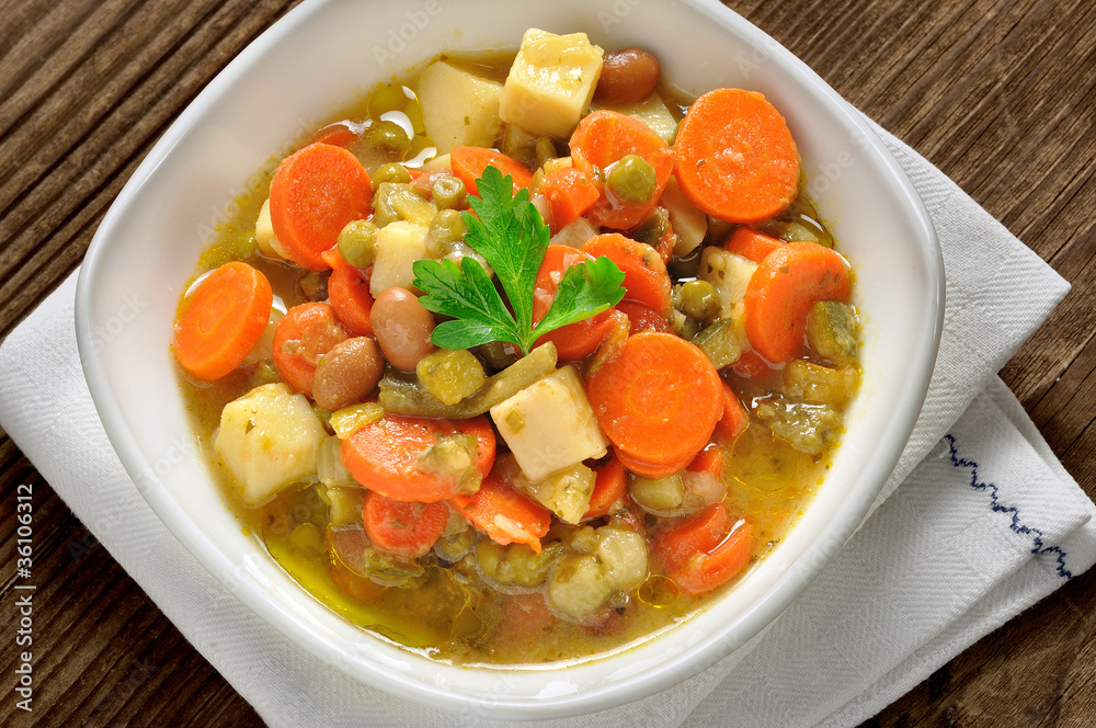 Minestrone - Vegetable soup Minestrone - Vegetable soup