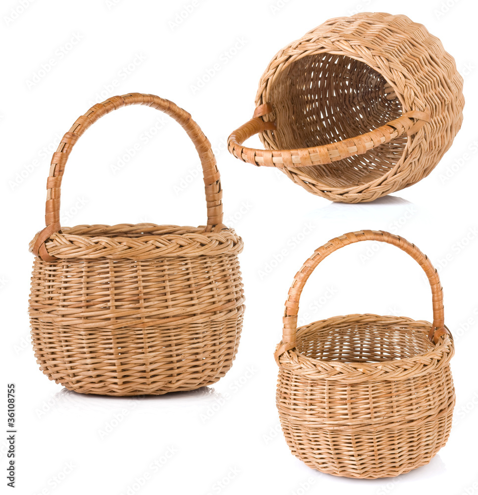 Fototapeta premium wicker basket isolated on white