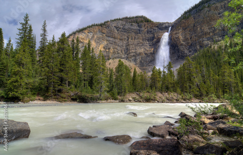 Takakkaw Falls photo