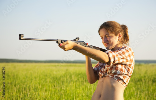 aiming girl