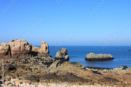 la pointe de l'arcouest,embarcadère, île de bréhat photo