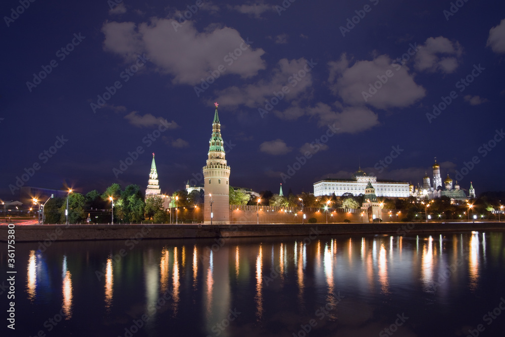 Moscow, Kremlin skyline at night