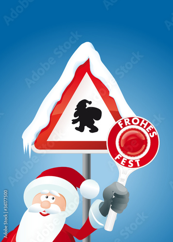 Weihnachtsmann vor Schild mit Polizeikelle