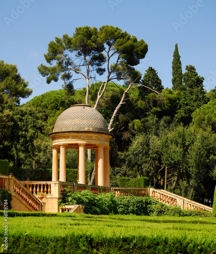 Canvas Print park  labyrinth in barcelona