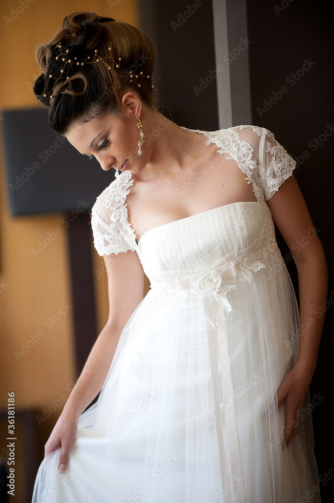 Fototapeta premium young bride posing looking down
