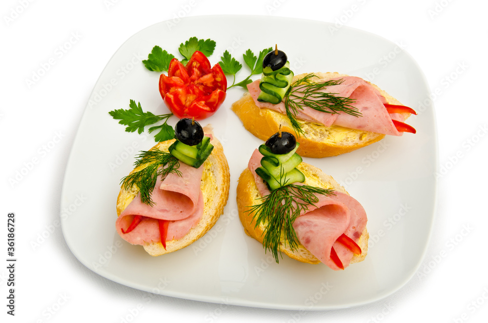 Sandwiches served in the plate