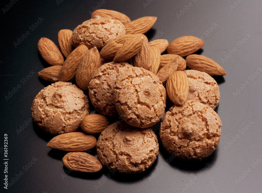 Amaretti Amaretti
