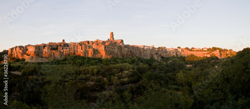 Pitigliano