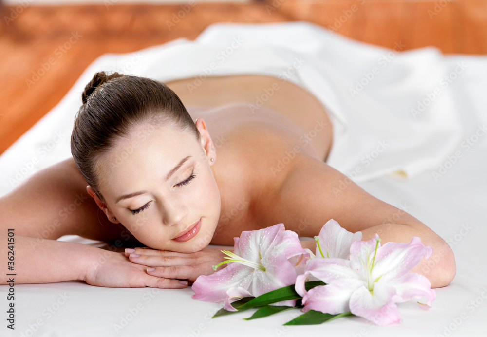woman joing and relaxing in spa salon woman joing and relaxing in spa salon