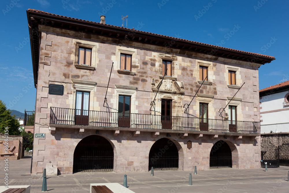 Plaza de los fueros, Elizondo, Navarra, España