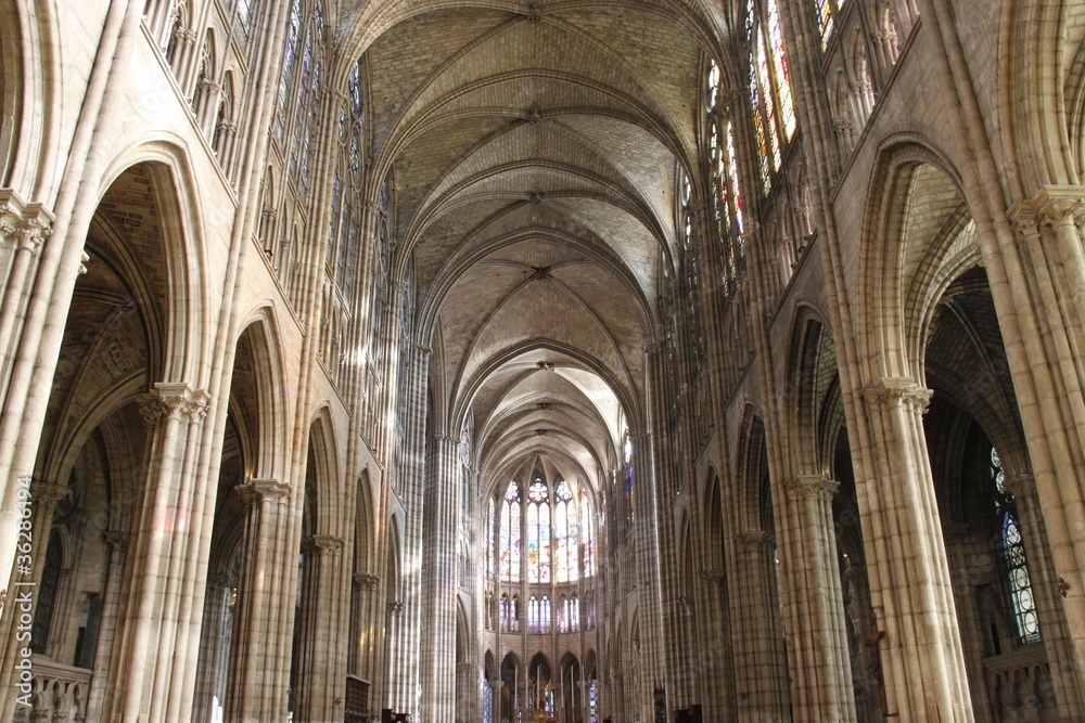 Nef de la Basilique Saint-Denis en Seine-Saint-Denis