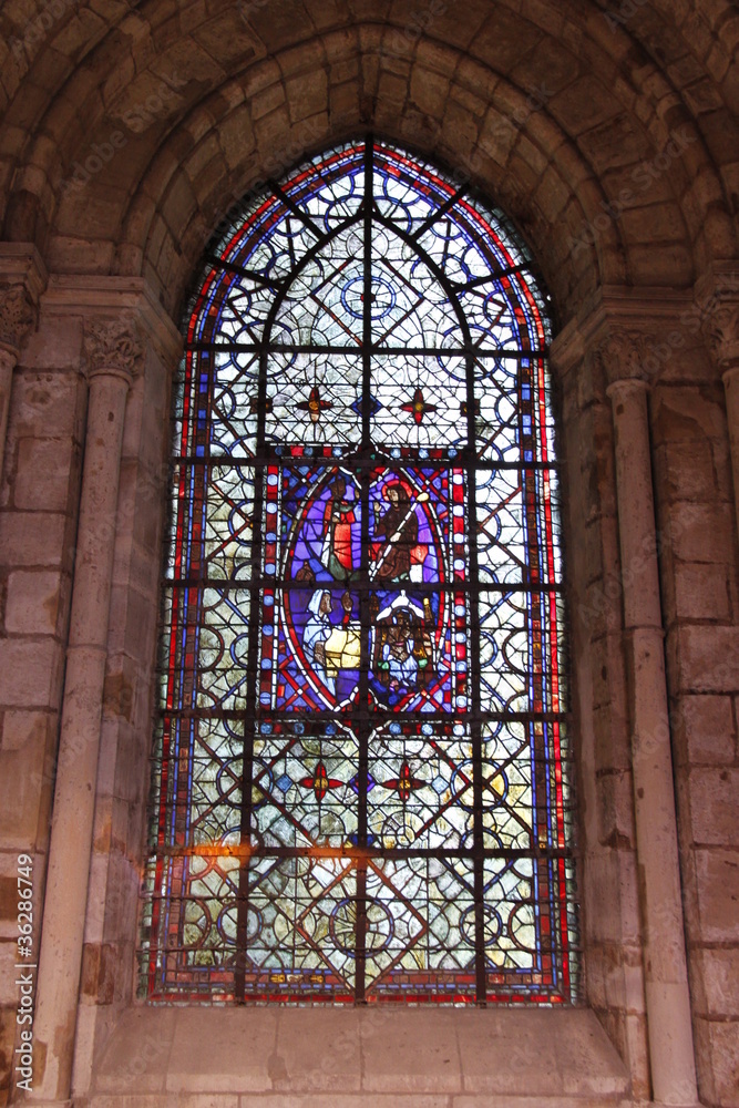 Vitrail de la Basilique Saint-Denis en Seine-Saint-Denis