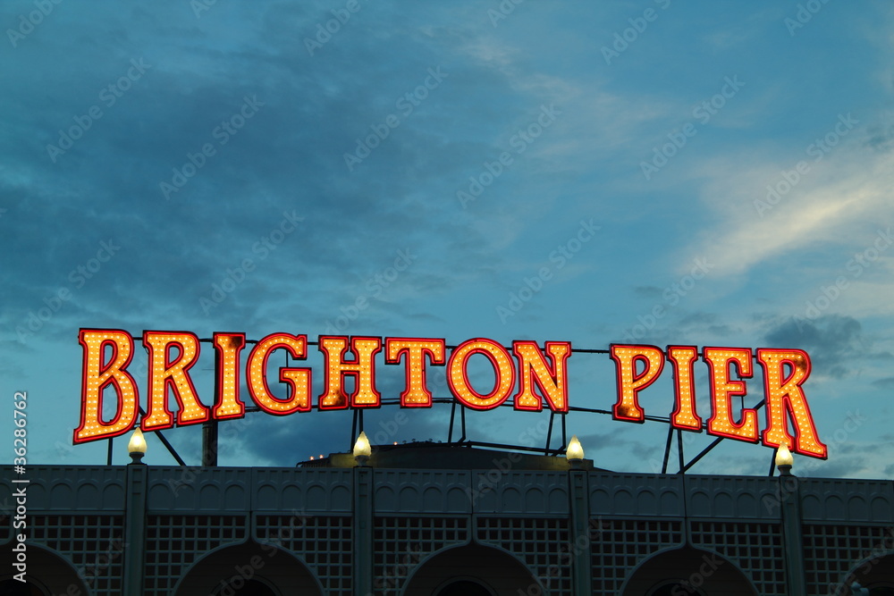 Naklejka premium Brighton Pier Lights