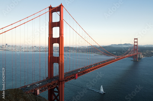 Fototapeta Naklejka Na Ścianę i Meble -  Golden Gate Bridge in San Francisco after sunrise