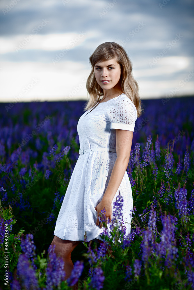 Lady in a field Lady in a field