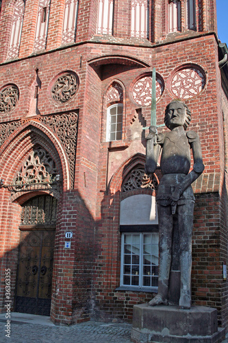 Rolandsstandbild vor dem Rathaus von Brandenburg an der Havel