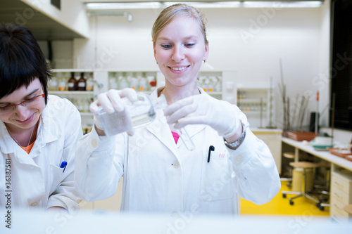 two female researchers in a chemistry lab