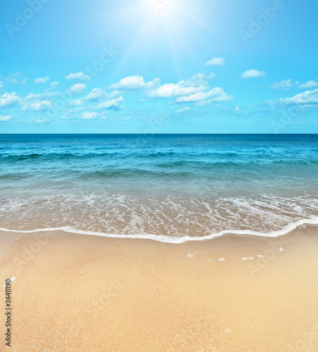 Fototapeta Naklejka Na Ścianę i Meble -  Beach