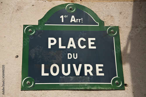 Fotografia, Obraz place du Louvre