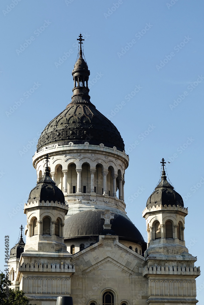 The domed roof of the orthodox cathedral in Cluj-Napoca