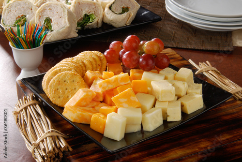 cheese and crackers party tray