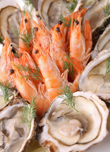 Fototapeta Naklejka Na Ścianę i Meble -  crevettes et huitres
