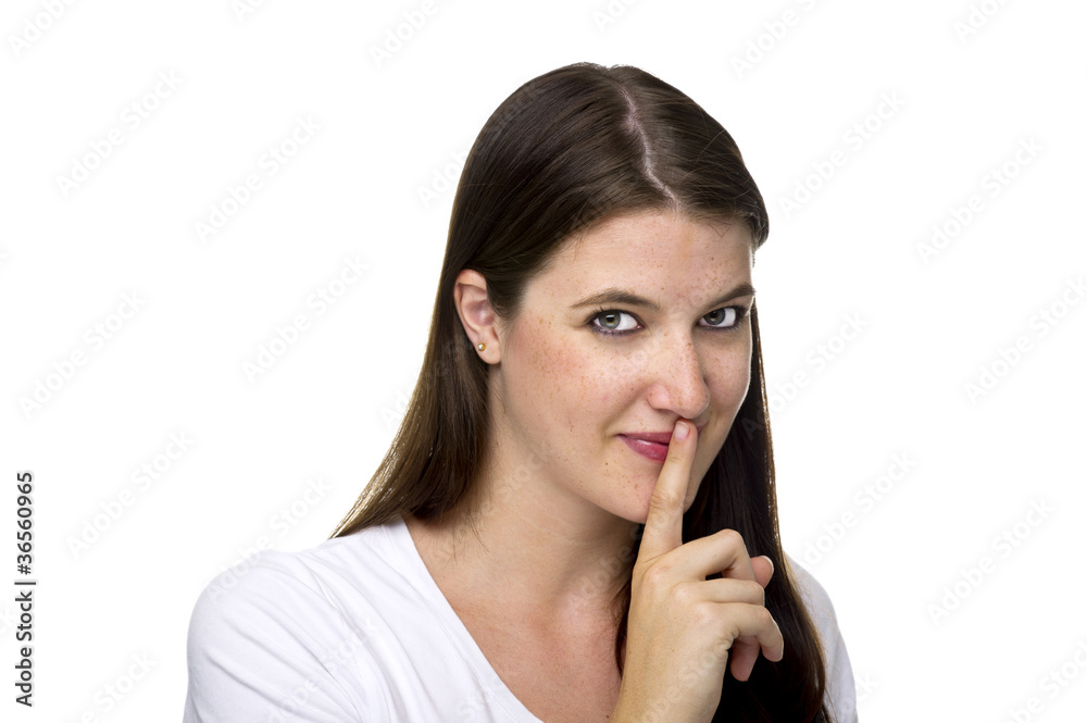 Junge Frau hat ein Geheimnis