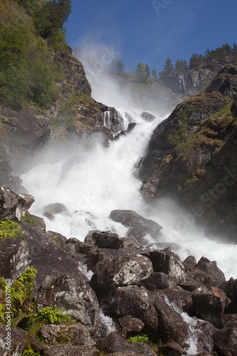 Låtefossen waterfall
