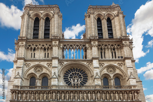 Notre Dame Cathedral in Paris © wajan