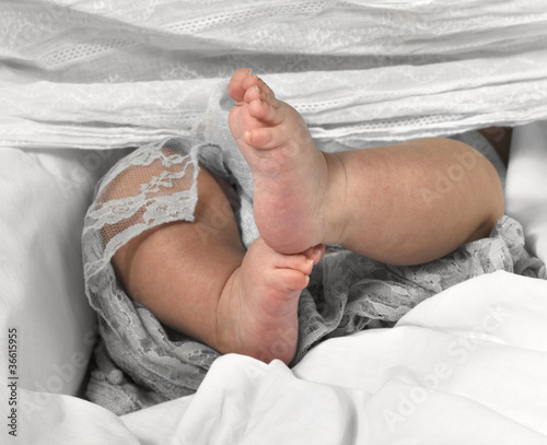 baby feet photo