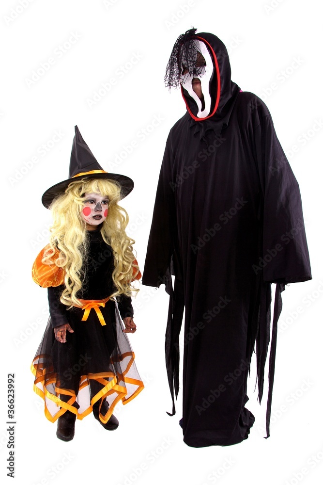 petite sorcière et monstre haloween petite sorcière et monstre haloween