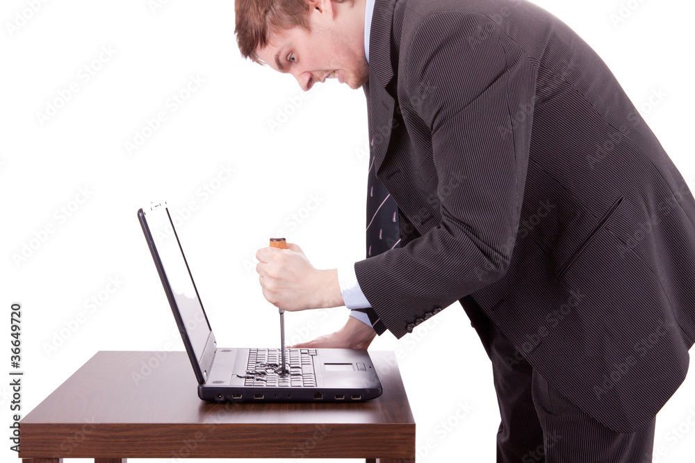 Zerstörter Laptop Zerstörter Laptop