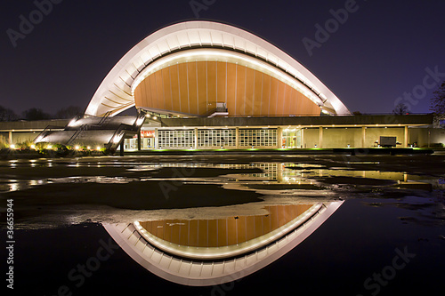 Haus der Kulturen der Welt Berlin Nacht