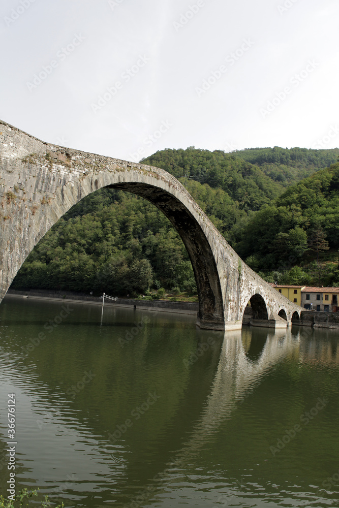 Ponte della Maddalena across the Serchio. Tuscany.