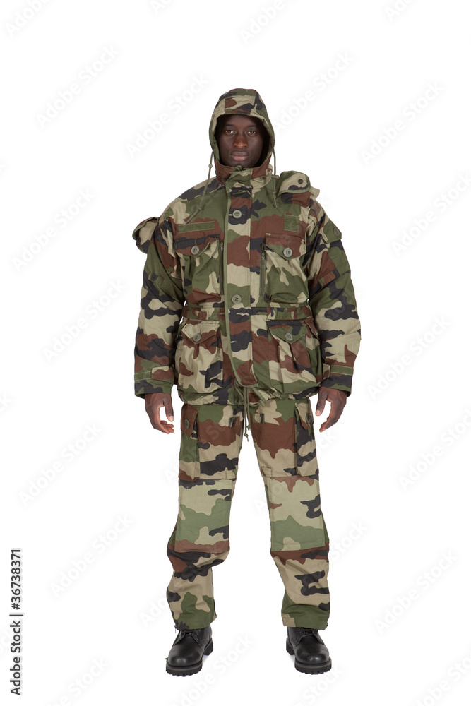 uniforme militaire sur fond blanc détouré