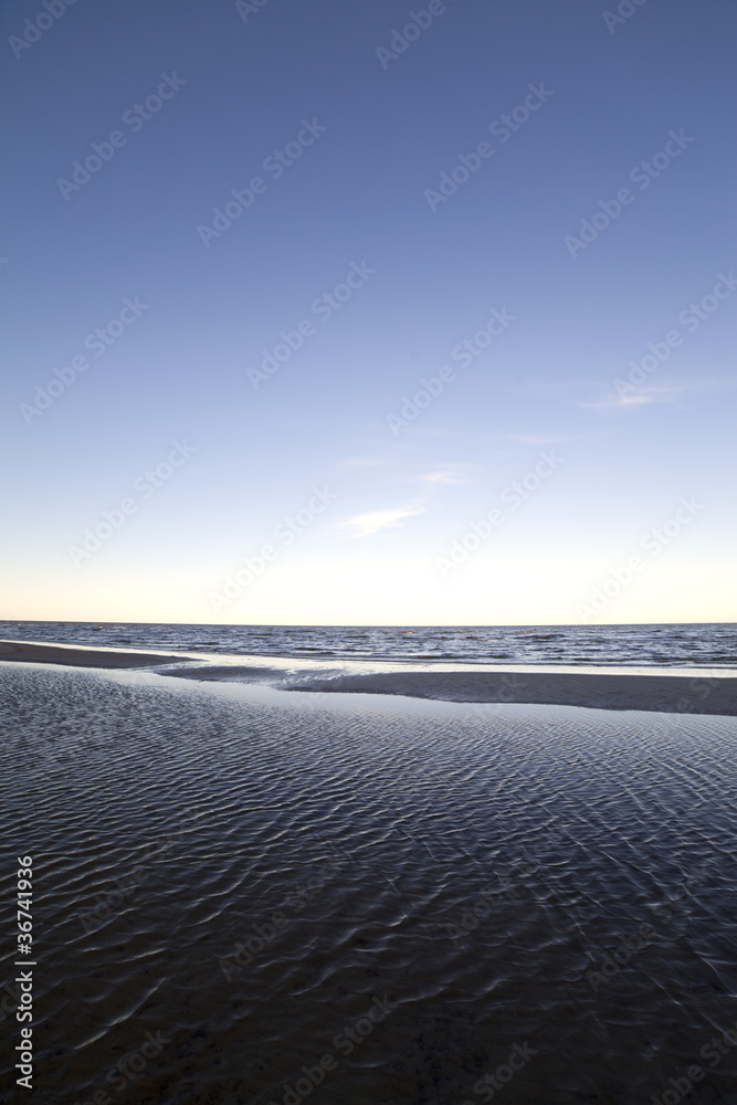 Fototapeta premium Blue sea.