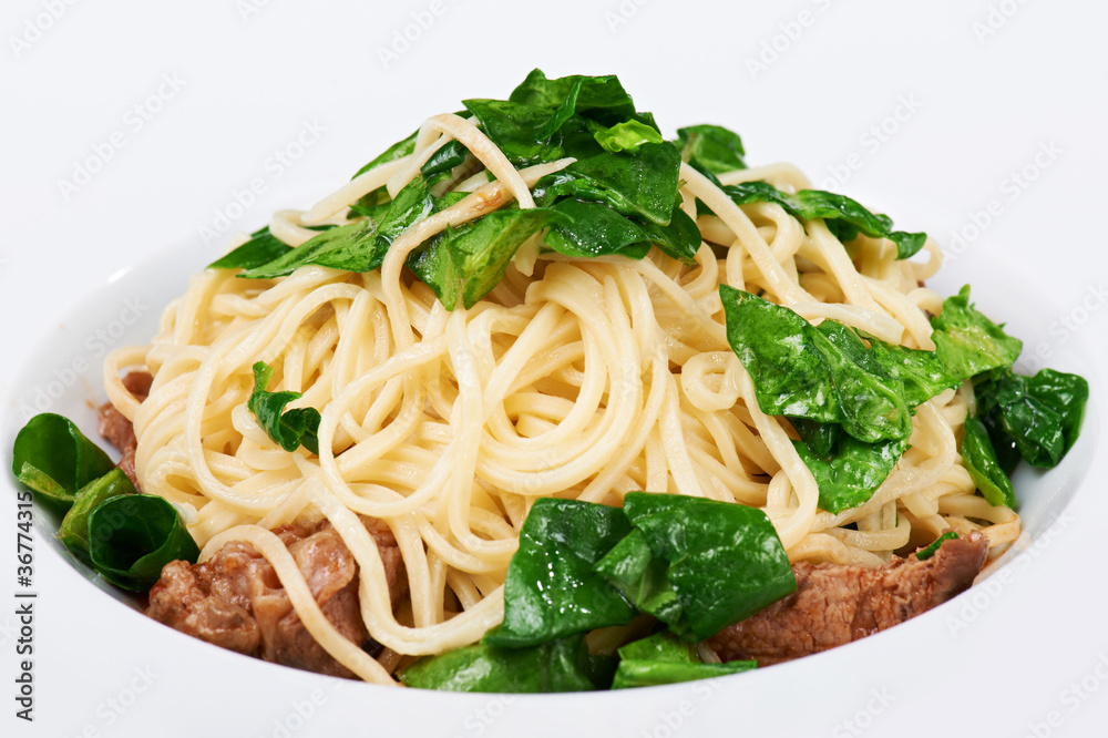 Spaghetti with herb and beef