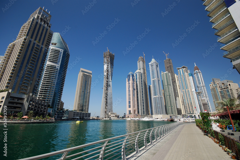 Naklejka premium DUBAI MARINA